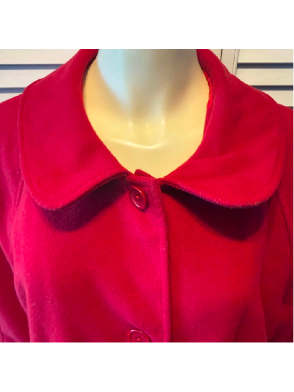Women's Chilling Adventures of Sabrina Red Coat, Size 2X, Black Lining - Picture 7 of 12